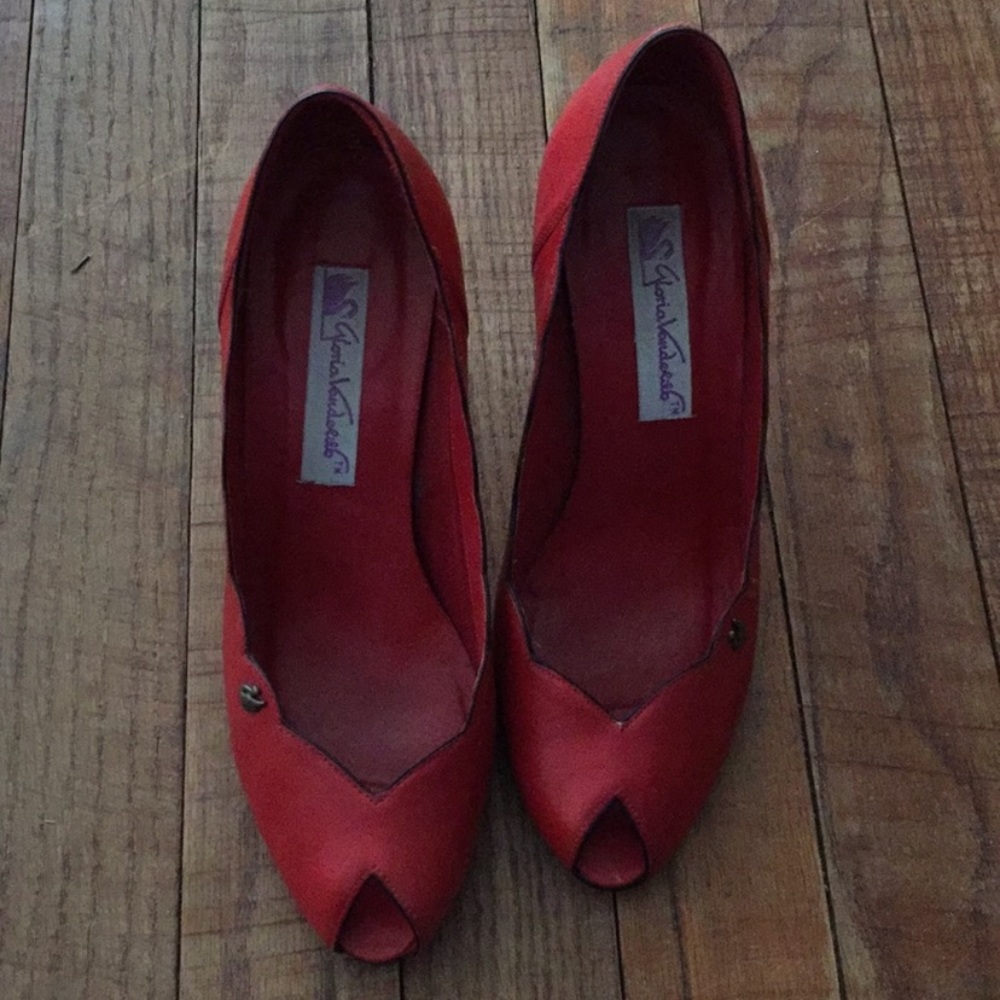 👠 Vanderbilt Shoes - Picture 2 of 4